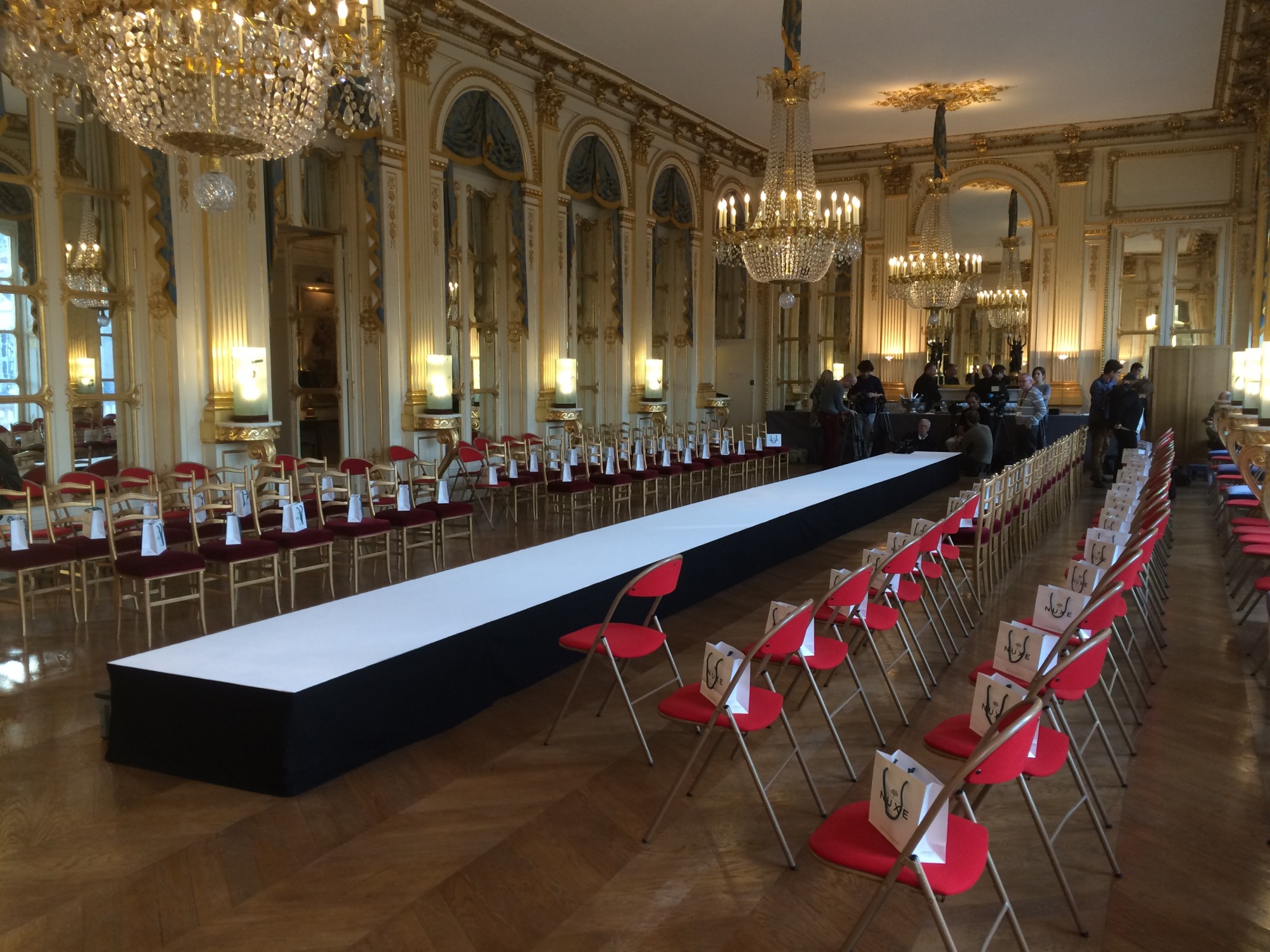 Location de tapis et de chaises pliantes